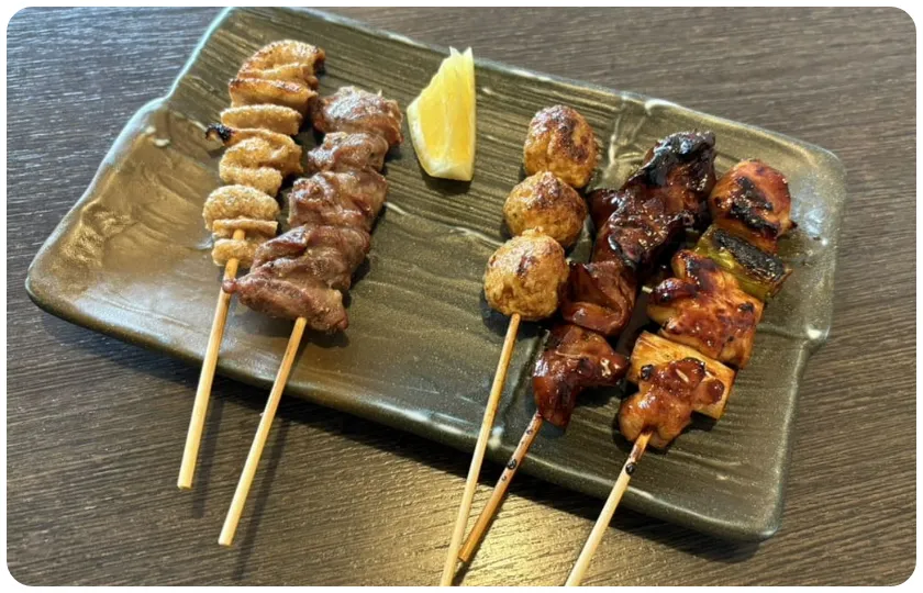 焼鳥盛合せ（おまかせ5本）