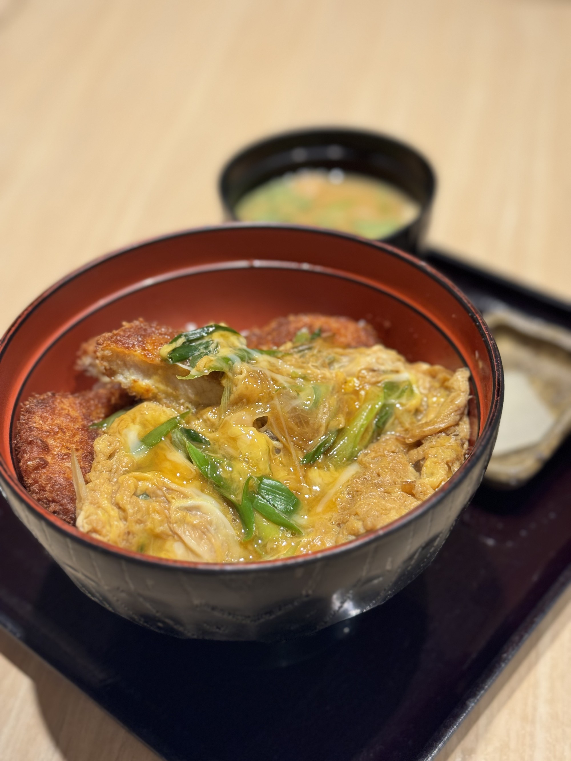そば屋のカツ丼