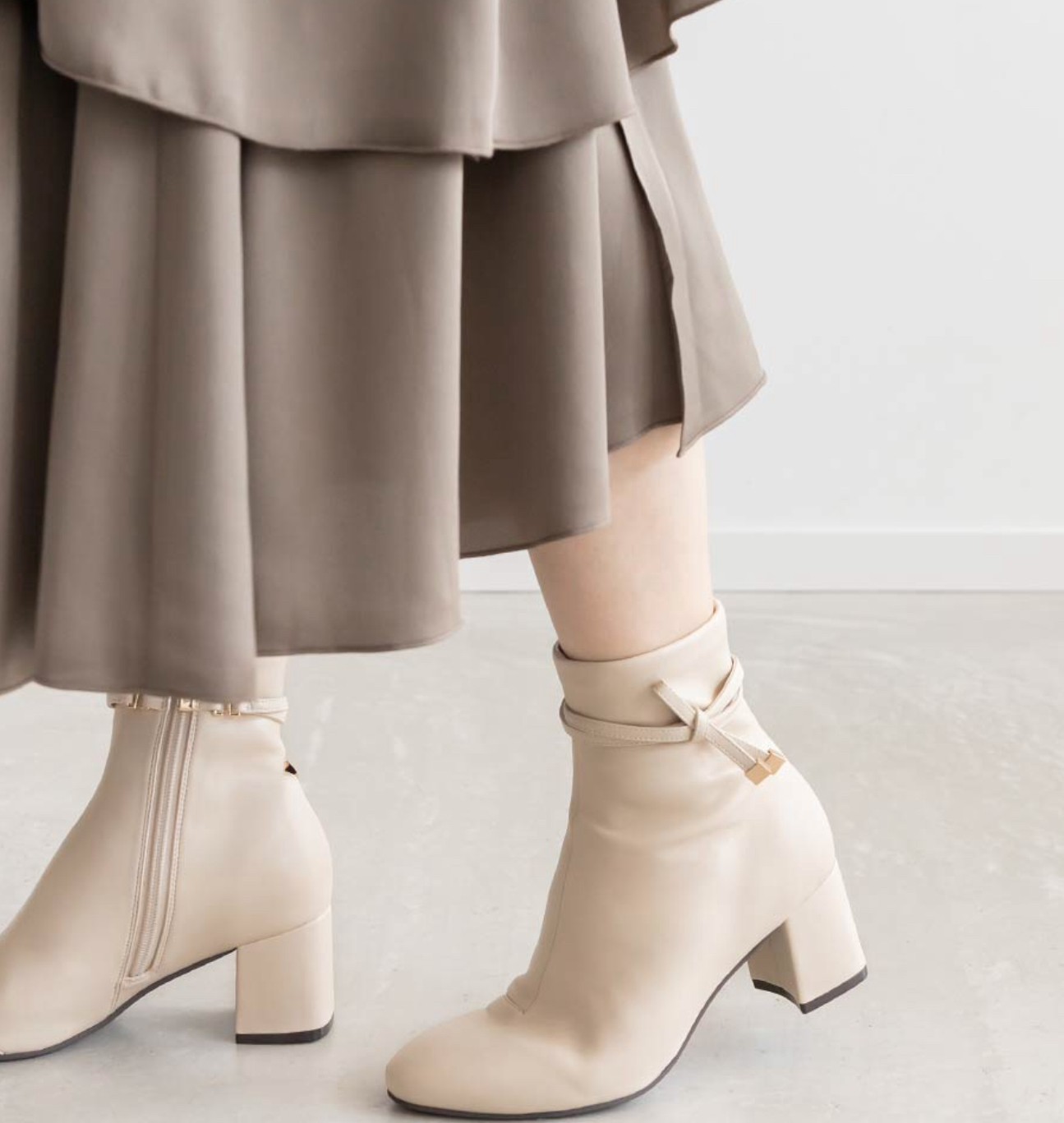 RANDA ミニリボンニットドッキングブーツ アイボリー